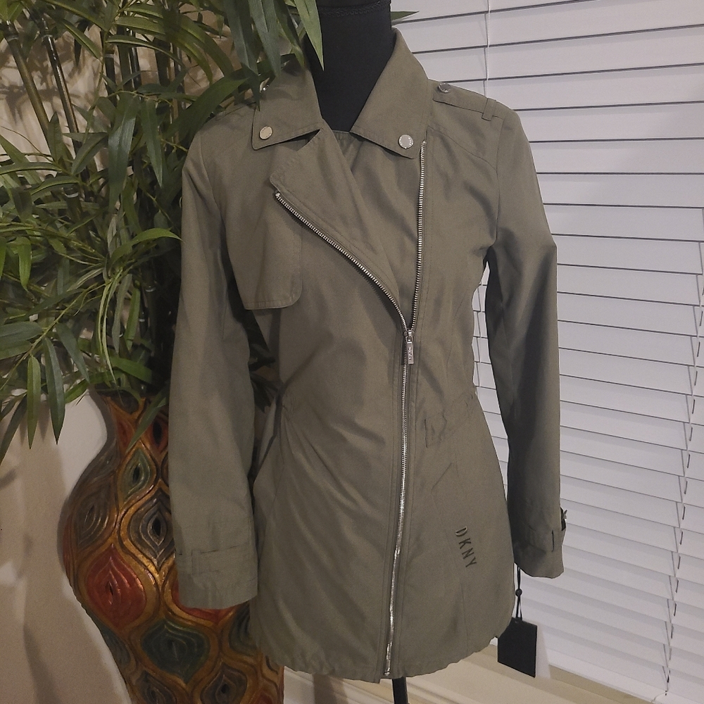 DKNY Trench Coat, Olive, Size Xsmall - Picture 9 of 13